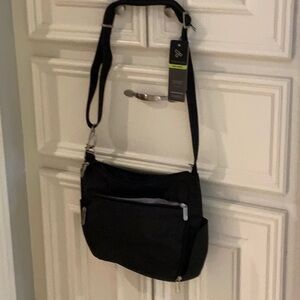 Travelon Anti-theft travel bag.